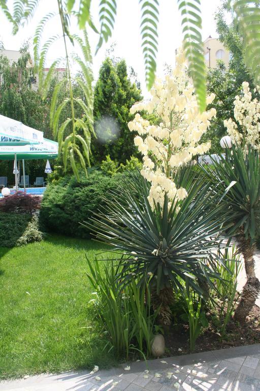 Family Hotel Aurelia Sunny Beach Exterior foto